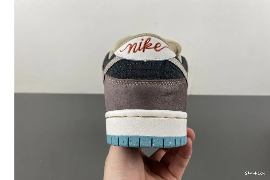 Money Big Low Savings SB Nike  FZ3129-200 Dunk 0204